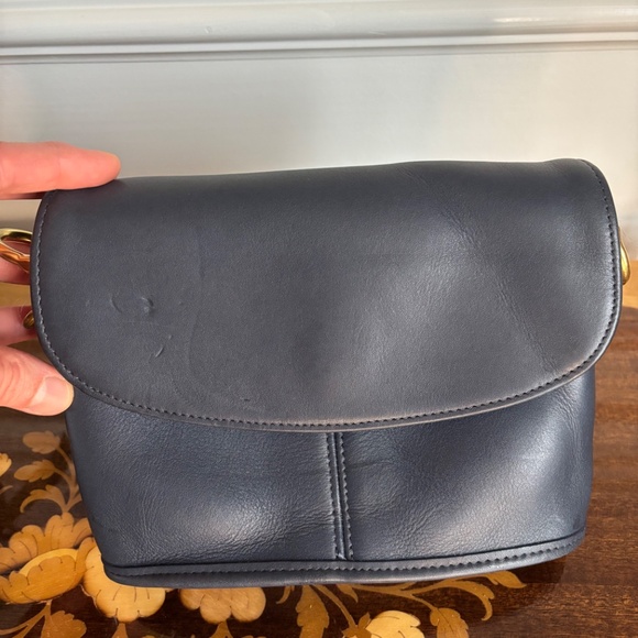 Vintage Coach Equestrian Small Flap #9801 - Picture 7 of 16